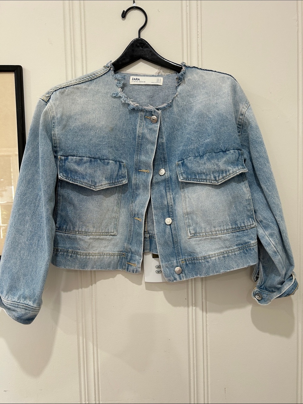 Zara Washed Blue Cropped Denim Jacket with Frayed Neckline
